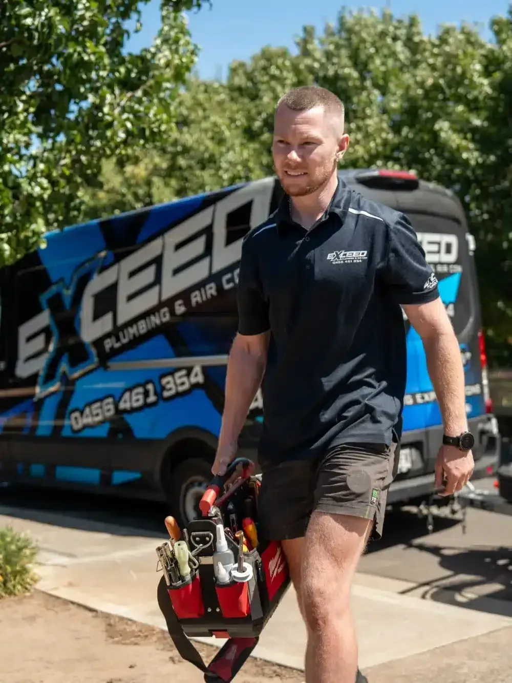 Local plumber arriving at a Klemzig home